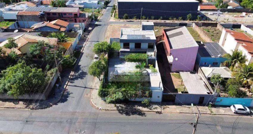 Casa moderna de esquina com usina solar à venda ou locação no bairro dom bosco – cuiabá/mt