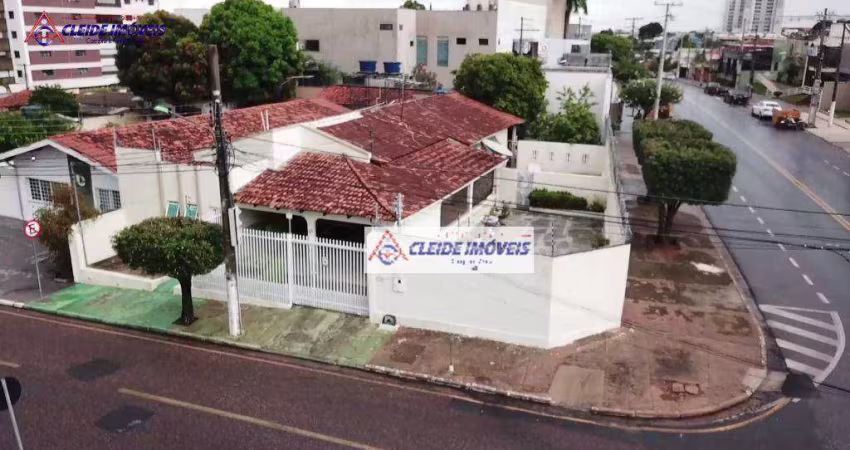 Casa de esquina, ótima para fins Comerciais, salas, Clinica à venda - Jardim Cuiabá - Cuiabá/MT