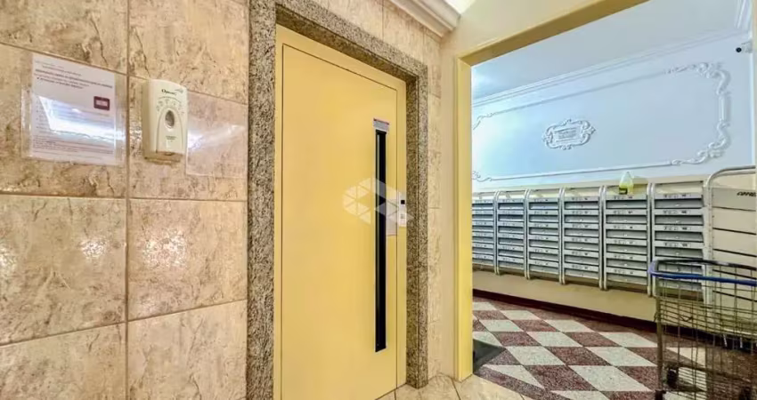 Apartamento com 3 quartos à venda na Avenida Cristóvão Colombo, 1527, Moinhos de Vento, Porto Alegre