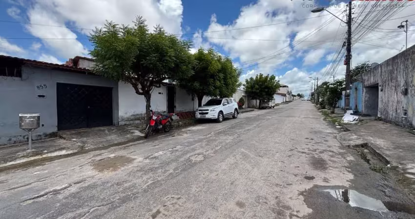 Casa com 4 quartos à venda no Jangurussu, Fortaleza 