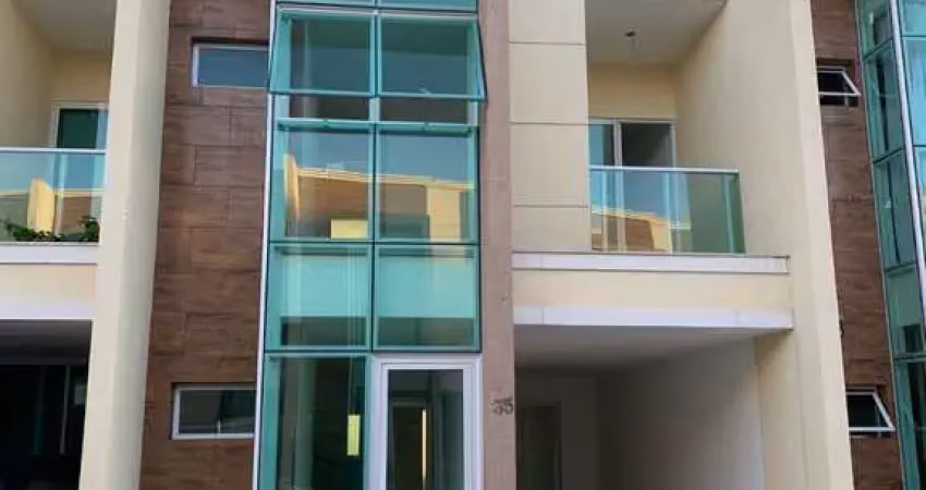 Casa de alto padrão em condomínio no bairro amador, eusébio-ce: 3 quartos, 3 suites, 4 banheiros, 2 vagas, 137m²