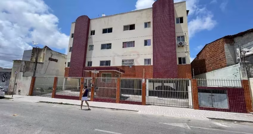 Apartamento à venda em fortaleza-ce, montese: 3 quartos, 1 suíte, 2 banheiros, 1 vaga de garagem, 70m².