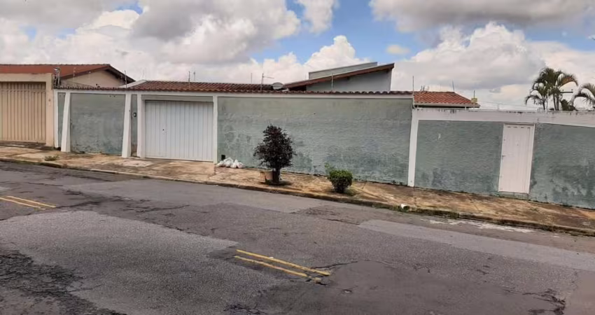 Casa com 2 quartos à venda na Rua Edmundo Plácido Chiavegatto, --, Jardim dos Oliveiras, Campinas
