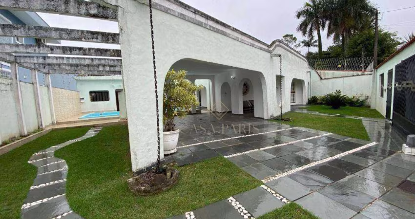 Casa mobiliada com piscina e 5 quartos à venda, 372 m² por R$ 1.300.000 - Solemar - Praia Grande/SP