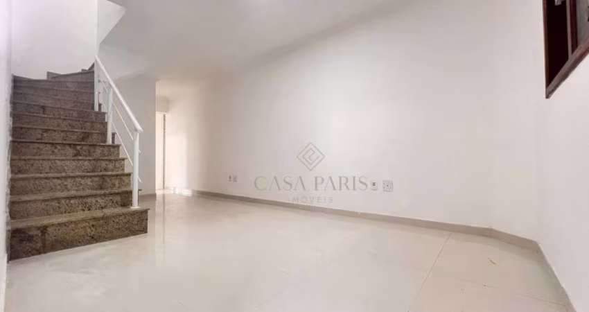 Sobrado com 2 dormitórios à venda, 110 m² por R$ 440.000 - Maracanã - Praia Grande/SP