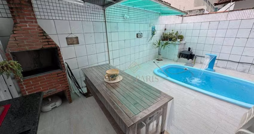 Sobrado com 3 dormitórios à venda, 157 m² por R$ 890.000,00 - Canto do Forte - Praia Grande/SP