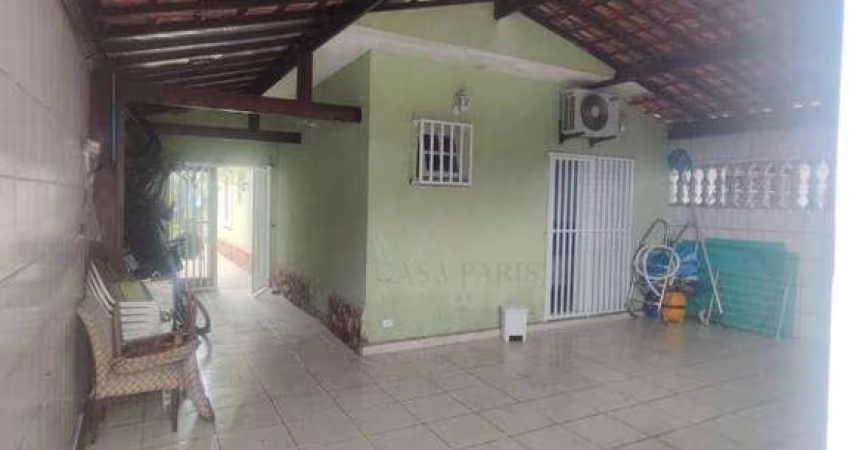 Casa com 5 dormitórios à venda, 130 m² por R$ 630.000,00 - Caiçara - Praia Grande/SP