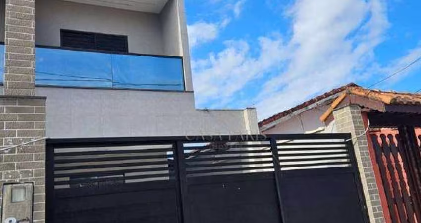 Sobrado com 3 dormitórios à venda, 100 m² por R$ 570.000,00 - Maracanã - Praia Grande/SP