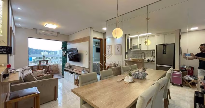 Apartamento com 2 dormitórios à venda, 58 m² por R$ 570.000,00 - Canto do Forte - Praia Grande/SP