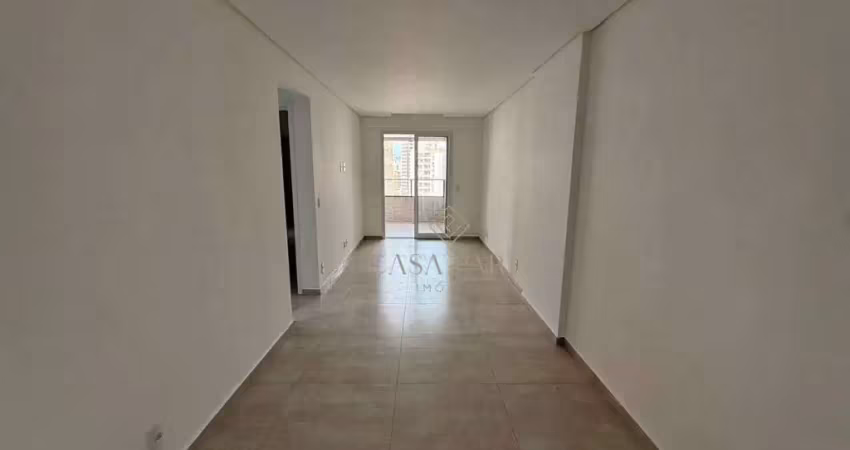 Apartamento com 2 dormitórios e 2 vagas privativas à venda, 70 m² por r$ 620.000 - vila guilhermina - praia grande/sp