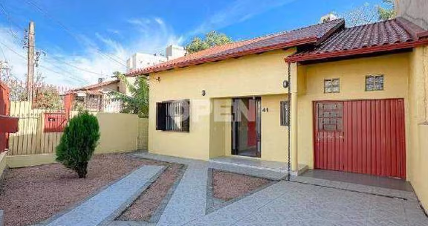 Casa 04 dormitórios, Centro, Canoas.