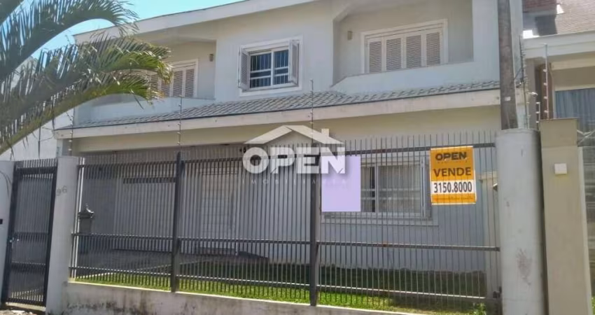 Sobrado 4 dormitórios, 1 suíte, espaço gourmet e 4 vagas – Moinhos de Vento, Canoas