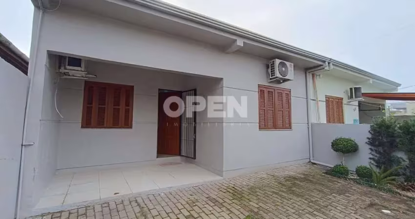 Casa com 2 quartos para alugar na Rua das Canafístulas, Igara, Canoas