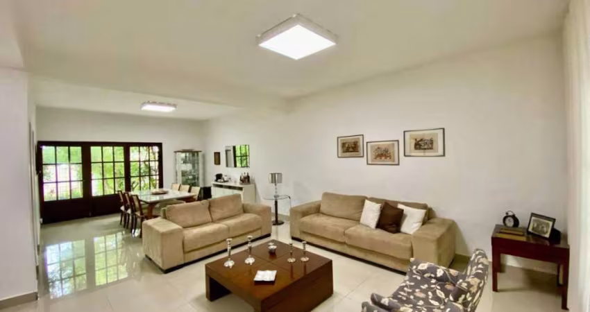Casa à venda com 5 quartos e 3 vagas no Bairro Ouro Preto