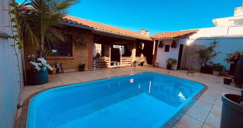 Casa à venda, 4 quartos, 1 suíte, 3 vagas, Ouro Preto - Belo Horizonte/MG