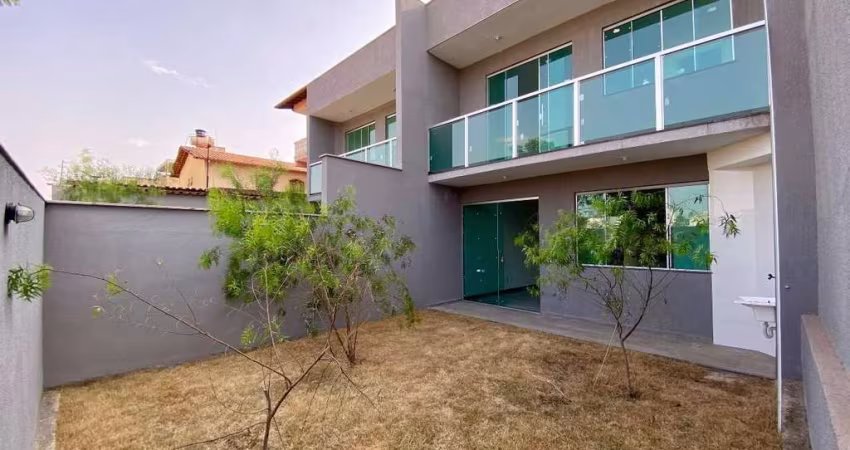 Casa geminada à venda, 3 quartos, 1 suíte, 2 vagas, Santa Amélia - Belo Horizonte/MG