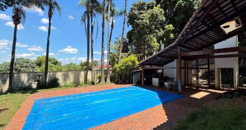 Casa à venda, 4 quartos, 2 suítes, 8 vagas, Bandeirantes - Belo Horizonte/MG