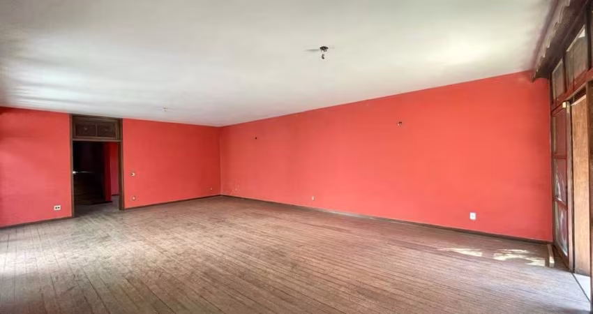 Casa à venda, 5 quartos, 2 suítes, 6 vagas, São Luiz - Belo Horizonte/MG