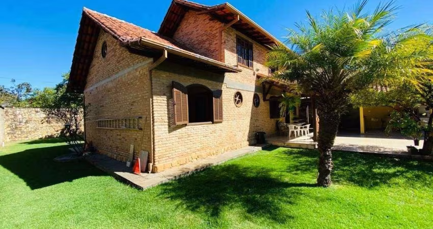 CASA - 4 QUARTOS | 10 VAGAS - BAIRRO BANDEIRANTES - R$ R$ 1.800.000,00