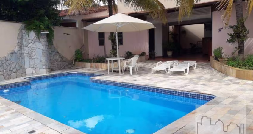 Casa a venda na região central de Araraquara
