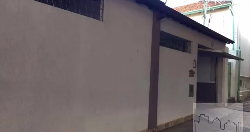 Casa com 3 quartos à venda na Avenida Barroso, Centro, Araraquara