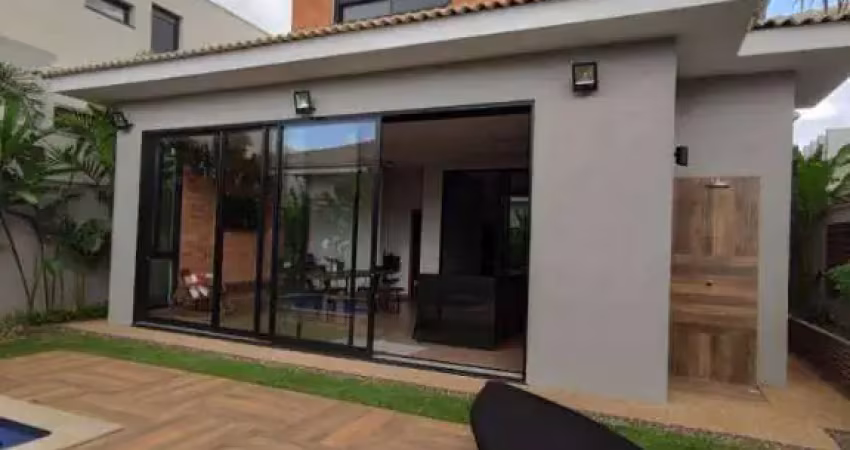 Casa em condomínio fechado com 3 quartos à venda na Avenida Luiz Dosualdo, Condomínio Quinta das Tipuanas, Araraquara