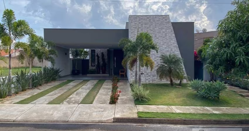 Casa a venda no Condomínio Bouganville