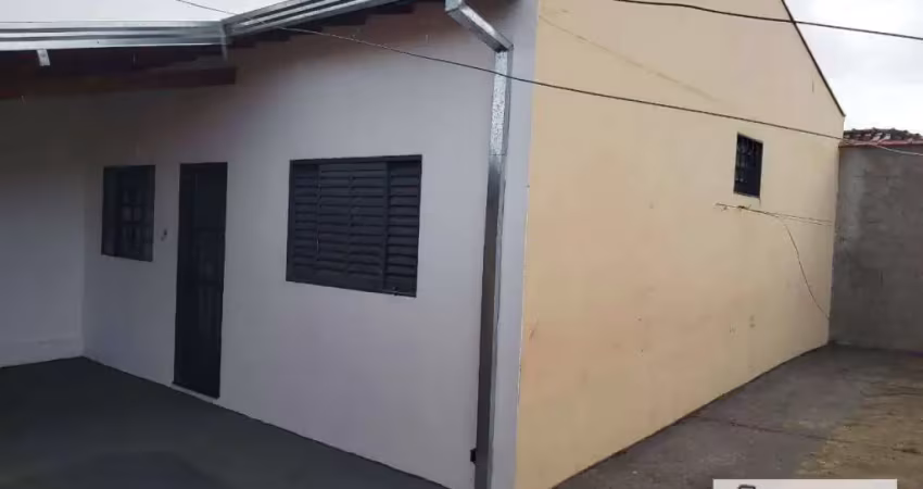 Casa com 2 quartos à venda na Avenida Taquaritinga, Jardim América (Vila Xavier), Araraquara