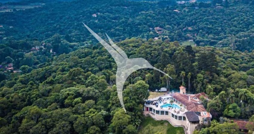 Casa comercial à venda na Avenida Nicodemos de Carvalho, Parque Dom Henrique, Cotia