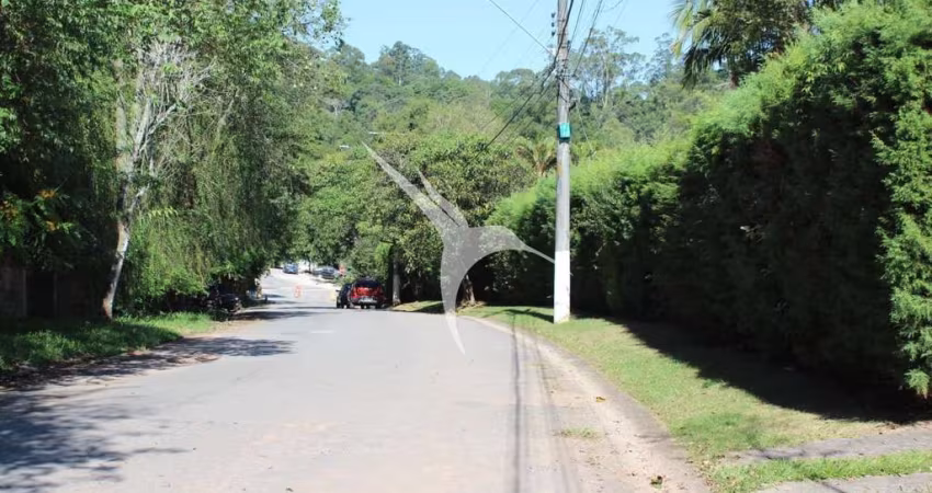 Terreno em condomínio fechado à venda na Rua dos Jasmins, Chácara Vale do Rio Cotia, Carapicuíba
