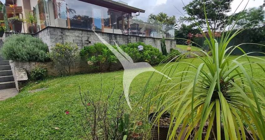 Casa com 3 quartos à venda na Avenida São Camilo, Granja Viana, Cotia