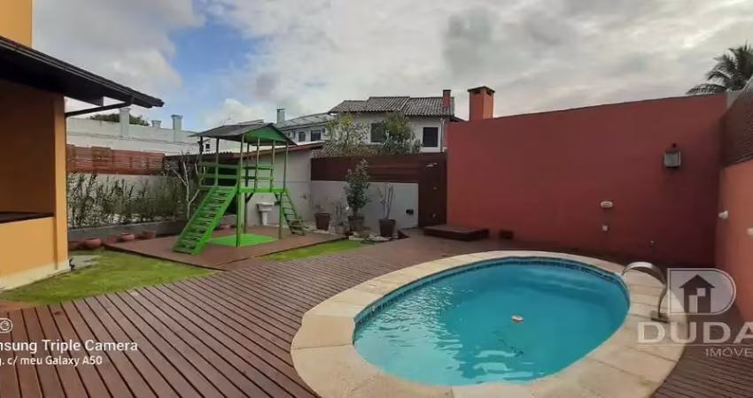 Casa com 3 Quartos à Venda, 267 m²