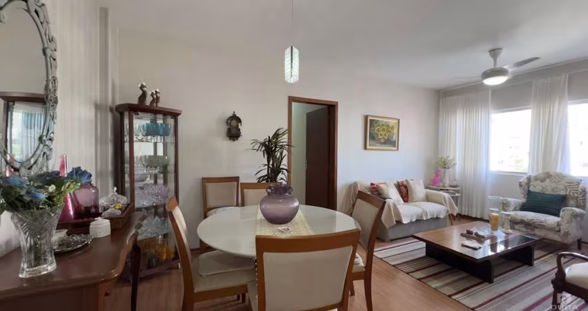 Apartamento de 3 dormitórios na Trindade.
