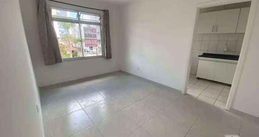 Apartamento com 2 quartos para alugar na Rua Luiz Oscar de Carvalho, Trindade, Florianópolis