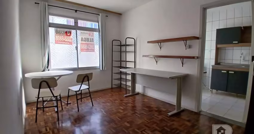 Apartamento com 2 quartos para alugar na Rua Luiz Oscar de Carvalho, Trindade, Florianópolis