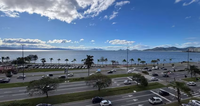 Apartamento com 4 quartos à venda na Avenida Jornalista Rubens de Arruda Ramos, Centro, Florianópolis