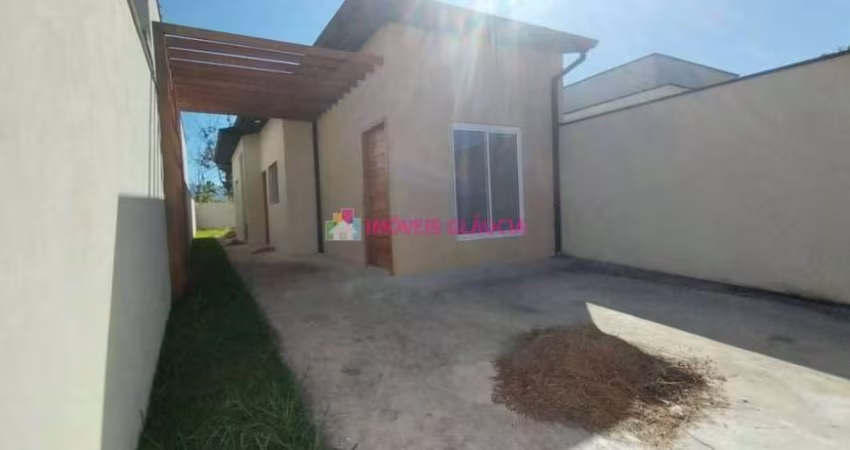 Casa com 2 dormitórios (suíte) no Morro do Algodão à venda em Caraguatatuba/SP