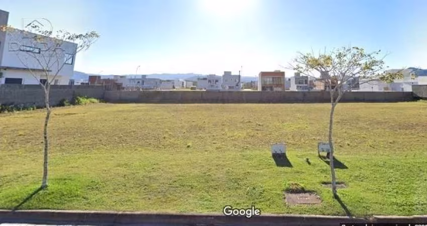 Terreno com 390m2  no Deltavillle