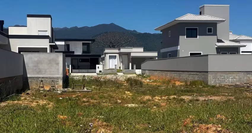 Lote 435,61 m² no lot. Jardins da Imperatriz