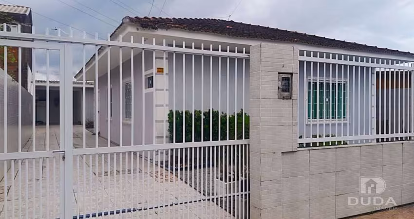 Linda casa com Edicula no Passa Vinte-Palhoça