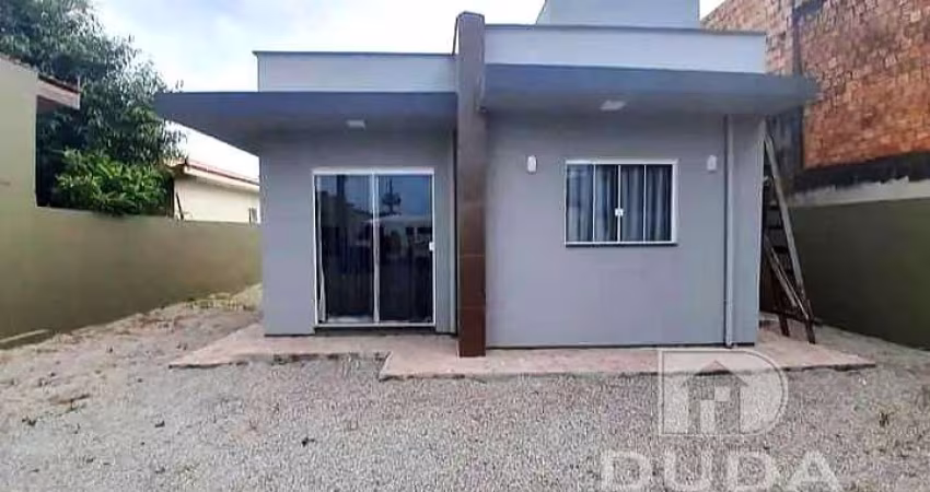 Casa sozinha no terreno na Barra do Aririú-Palhoça