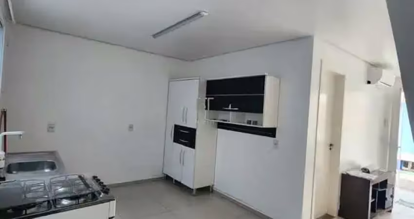 SOBRADO INDIVIDUAL COM 03 DORMITÓRIOS NO BAIRRO ESPLANADA
