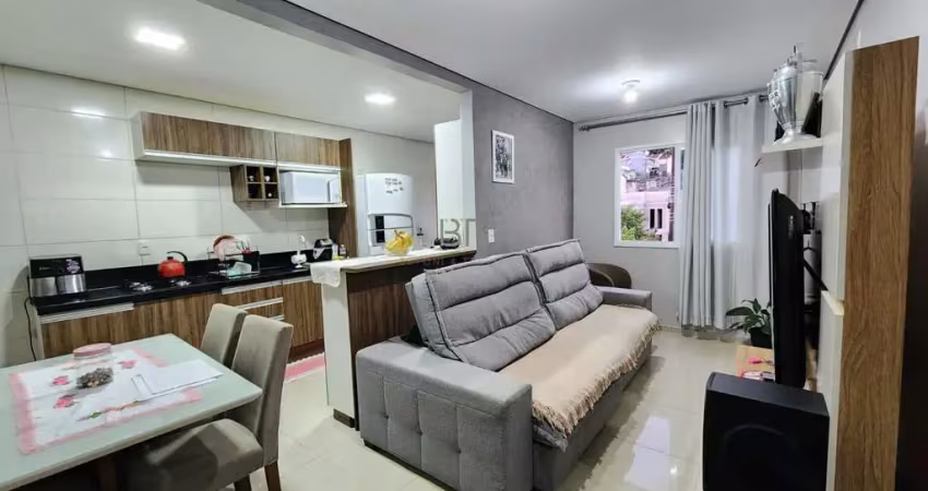 APARTAMENTO COM 02 DORMITÓRIOS NO BAIRRO DESVIO RIZZO