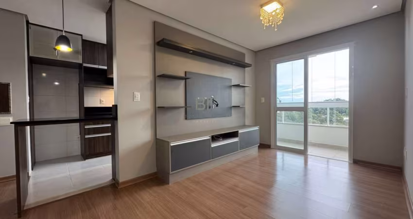 APARTAMENTO MOBILIADO 02 DORMITÓRIOS COM SUÍTE E 02 VAGAS