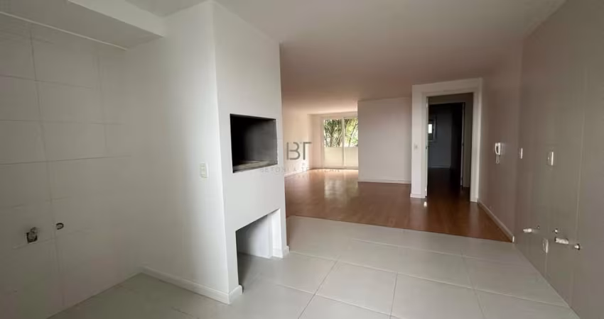 APARTAMENTO 03 DORMITÓRIOS NO BAIRRO PANAZZOLO 03 VAGAS DE GARAGEM