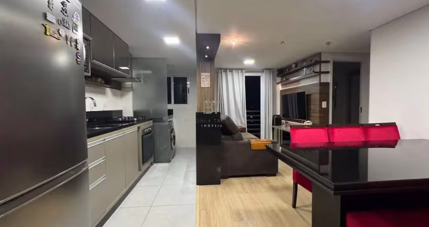 Apartamento semimobiliado 02 dormitórios no bairro bela vista