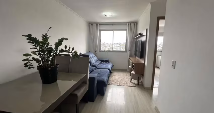 Apartamento mobiliado com 2 dormitórios e 2 vagas no bairro panazzolo