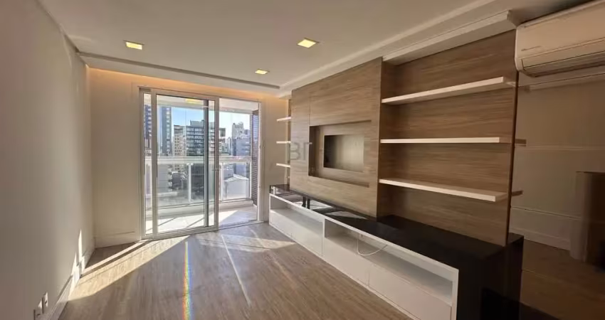 Apartamento semimobiliado  3 dormitórios 2 suítes 2 vagas no bairro exposição