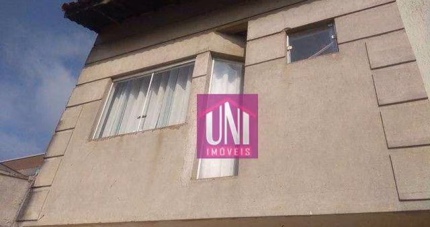 Sobrado com 3 dormitórios à venda, 374 m² por R$ 950.000 - Jardim Las Vegas - Santo André/SP