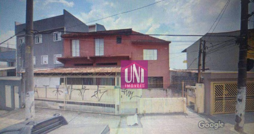 Casa com 4 dormitórios à venda, 327 m² por R$ 870.000 - Jardim do Estádio - Santo André/SP